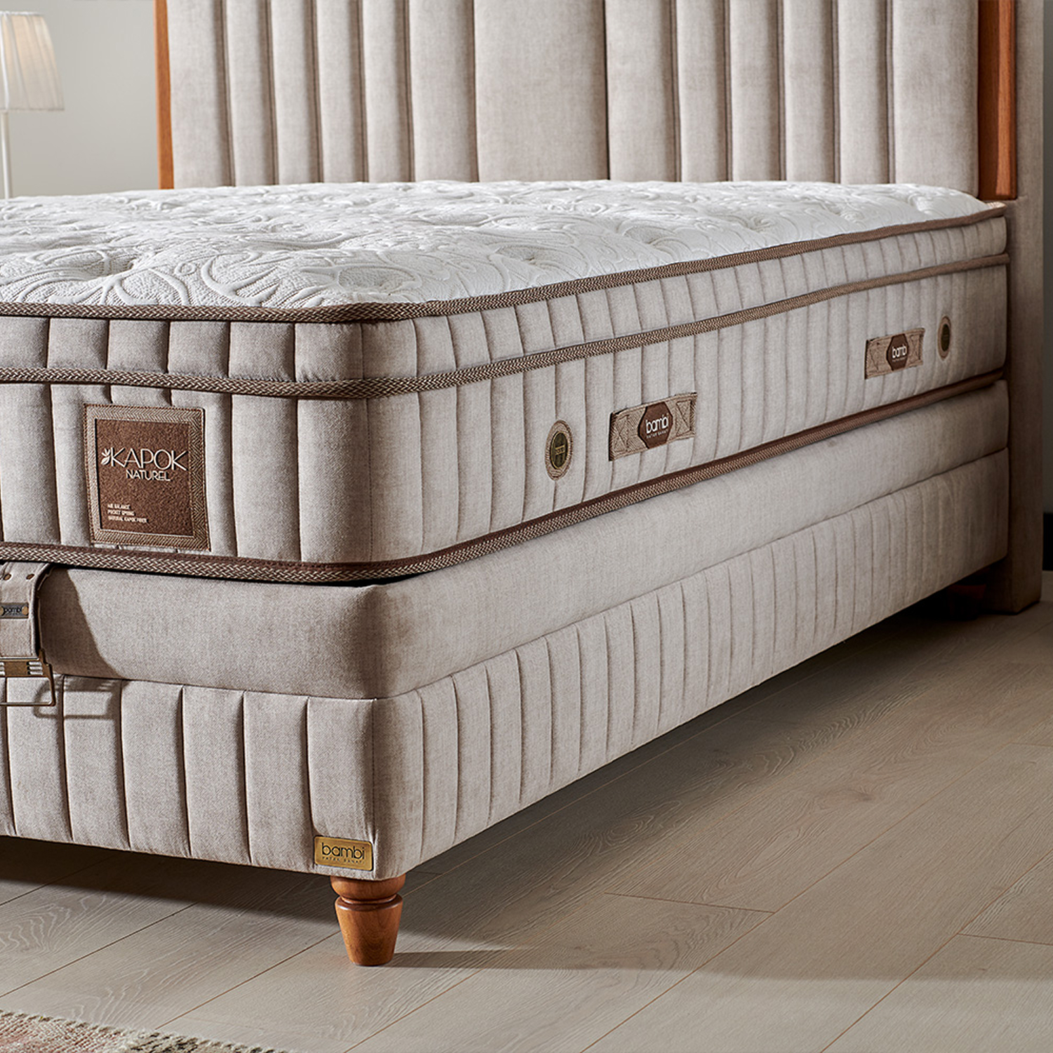Boxspring Bambi KAPOK NATUREL avec coffre de rangement et matelas orthopedique à Liège détails