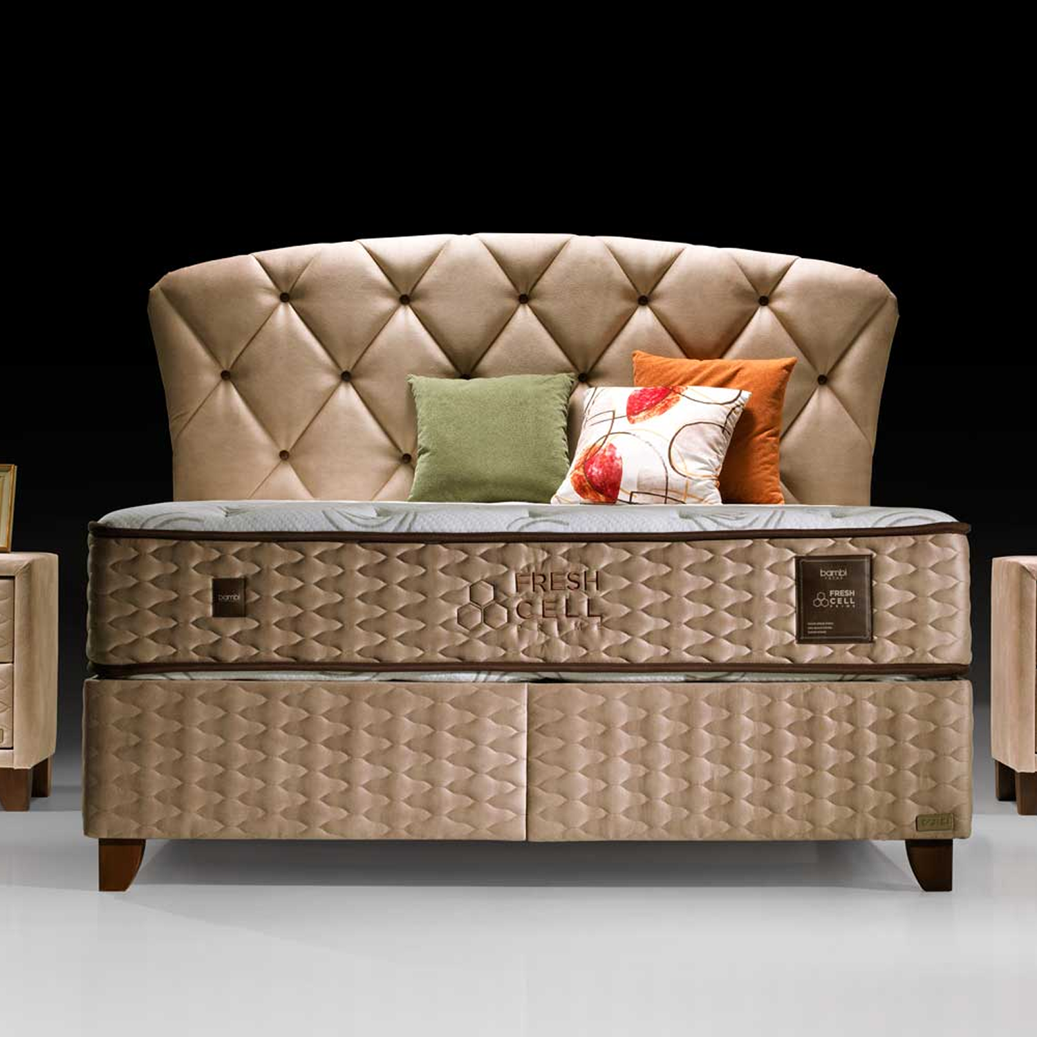 Boxspring avec coffre de rangement et matelas orthopedique reversile style raffine collection FRESHCELL PRIME vue de face